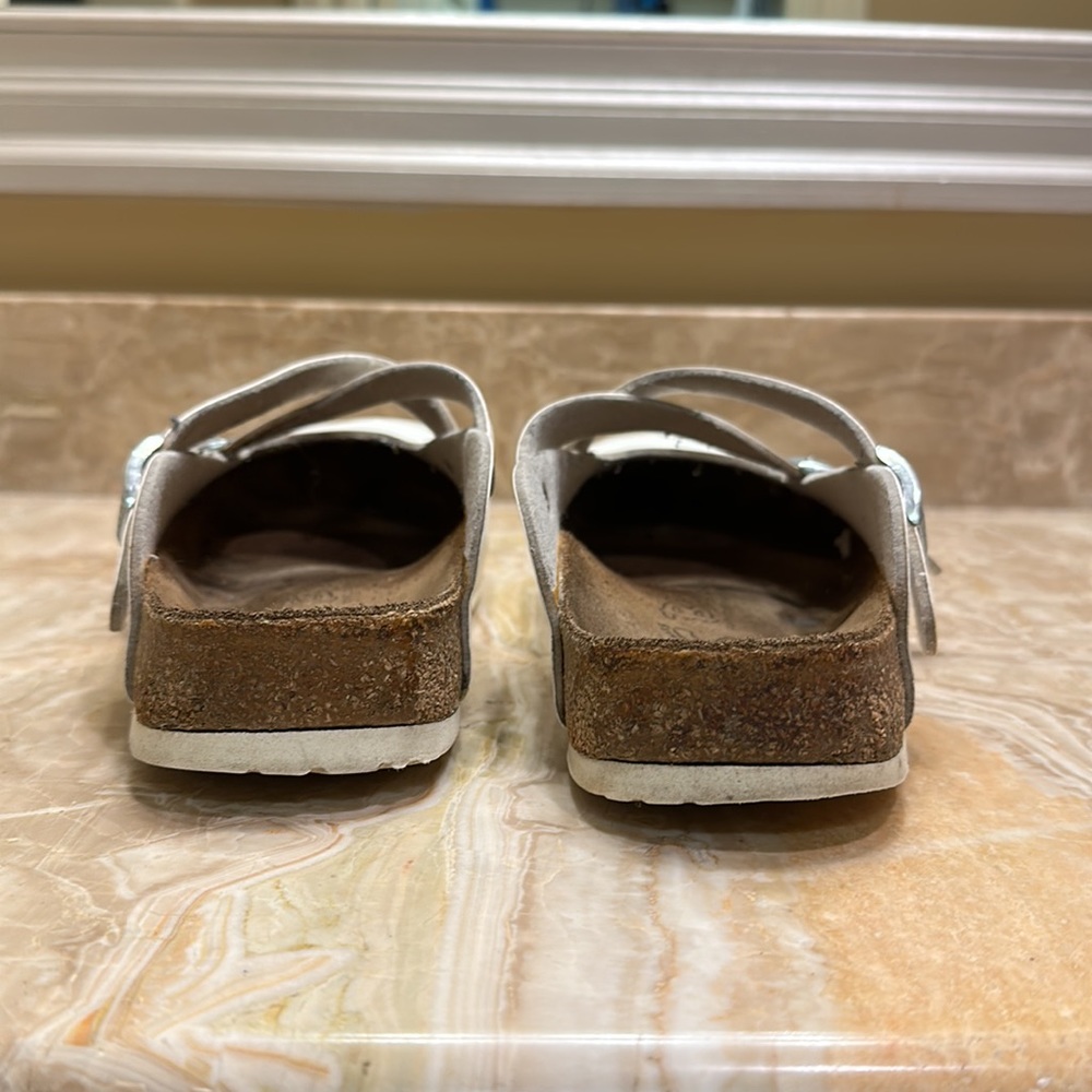 Birk’s - Picture 9 of 12